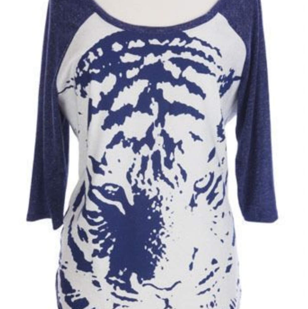 Tiger Sparkle Plus Size Baseball Tee